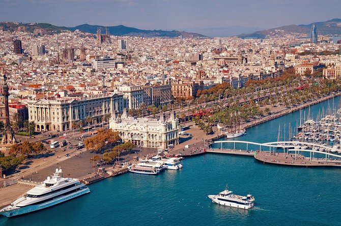 Barcelona Highlights Private Guided Tour with Hotel Pick-up - Why private transport makes Barcelona easier
