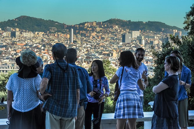 Barcelona Highlights & Sagrada Familia Tour: Priority Access - Sagrada Familia: the tour’s central event