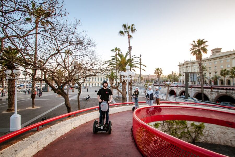 Barcelona Insiders Segway Tour 1.5h - Barceloneta and Port Olimpic