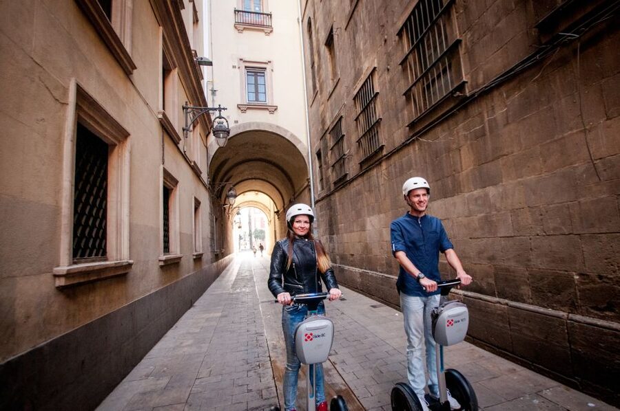 Barcelona Insiders Segway Tour 1.5h - Learning the Segway Without Stress