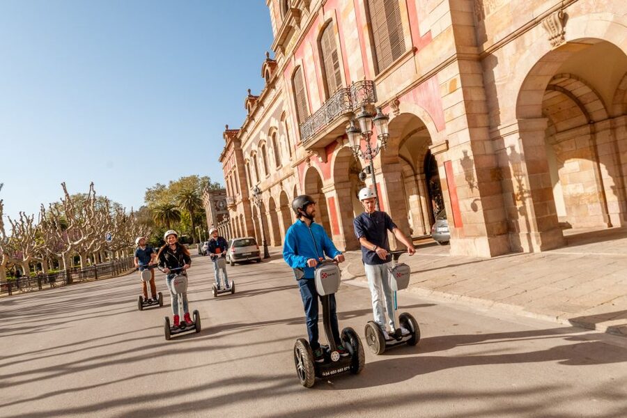 Barcelona Insiders Segway Tour 1.5h - Group Size, Guides, and the Human Side