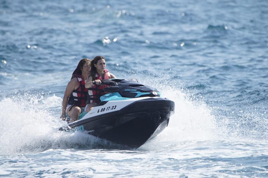 Barcelona: Jet Ski Rental (No License Needed) - What the insurance and facilities mean for you