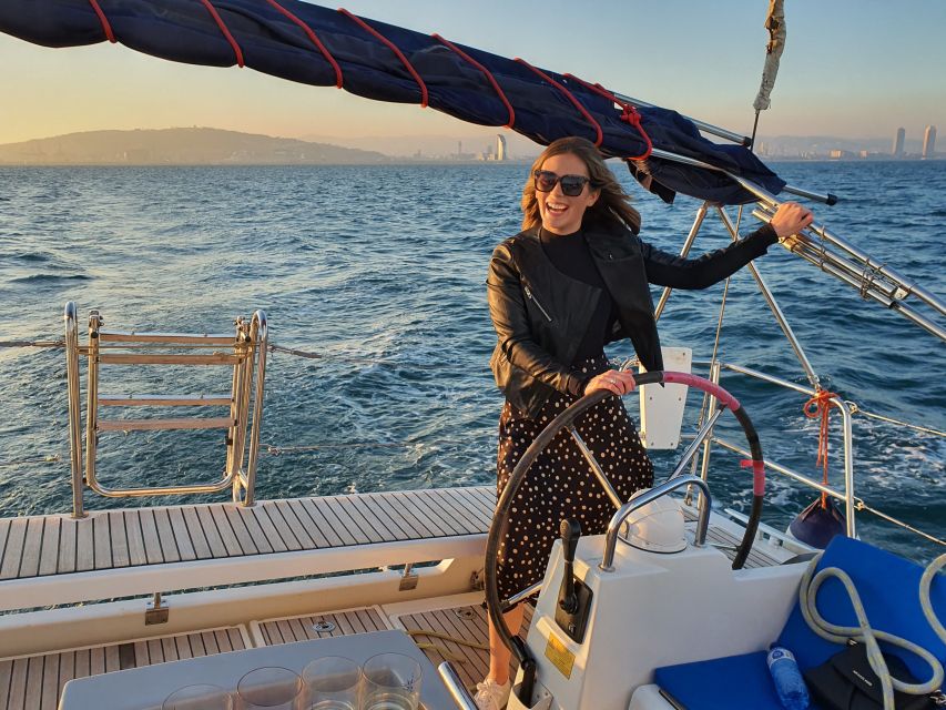 Barcelona: Luxury Private Yacht Daytime Cruise - The yacht itself and group comfort