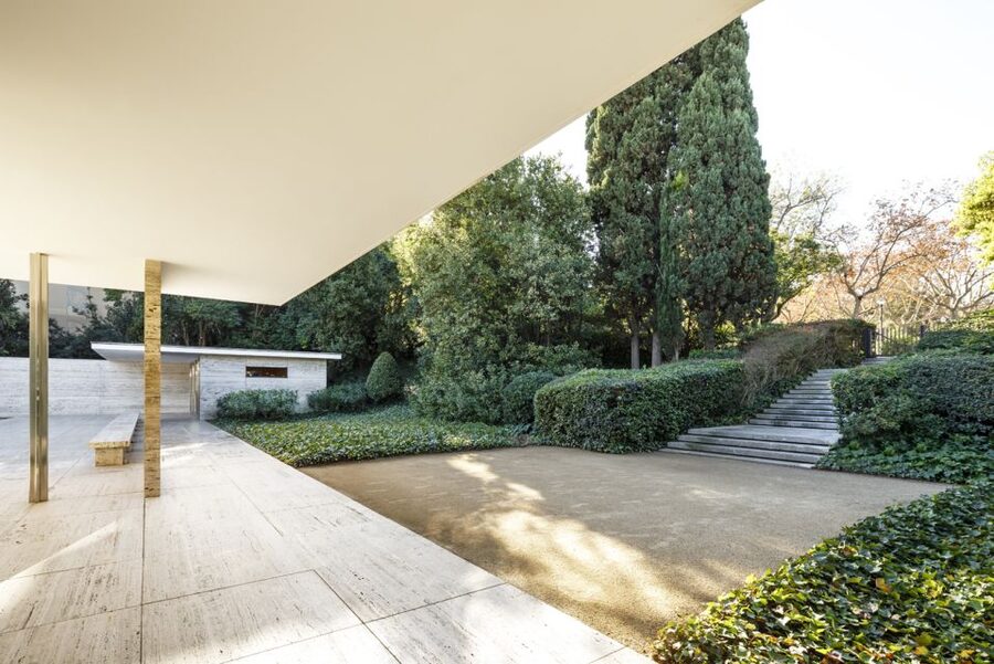 Barcelona: Mies van der Rohe Pavilion Ticket and Audio Guide - What the $10 Admission Buys You