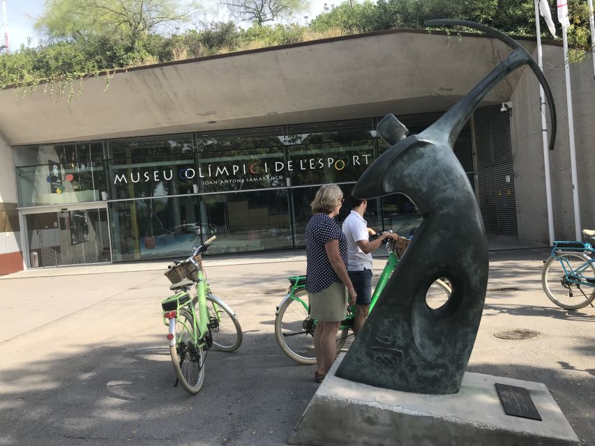 Barcelona: Montjuic Hill E-Bike Tour - Riding up Montjuïc without the hard work