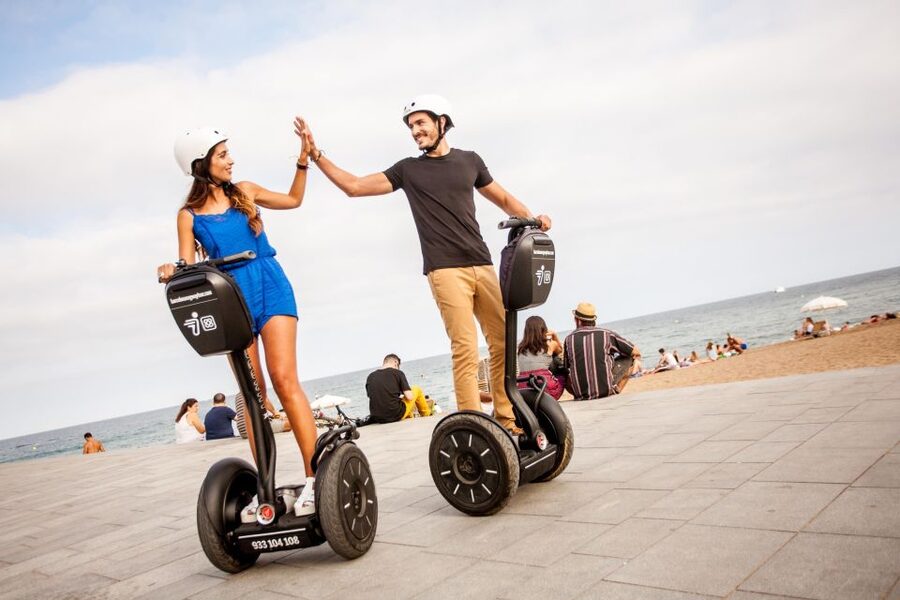 Barcelona: Montjuïc Segway Tour - What the guide adds to the ride