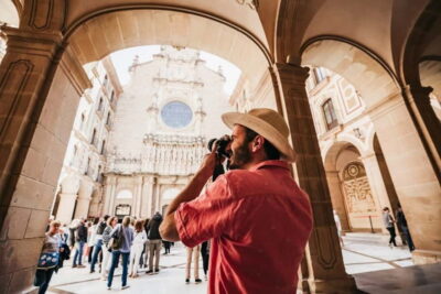 Montserrat and Winery Tour with Tapas or Lunch