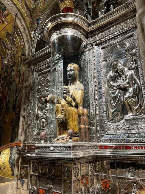 Barcelona: Montserrat Early Trip — Cable Car, Abbey & Hike - Key points to know before booking