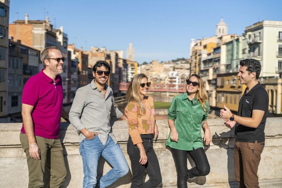 Barcelona: Montserrat, Girona & Costa Brava Guided Day Trip - Montserrat: strange rocks and a revered basilica