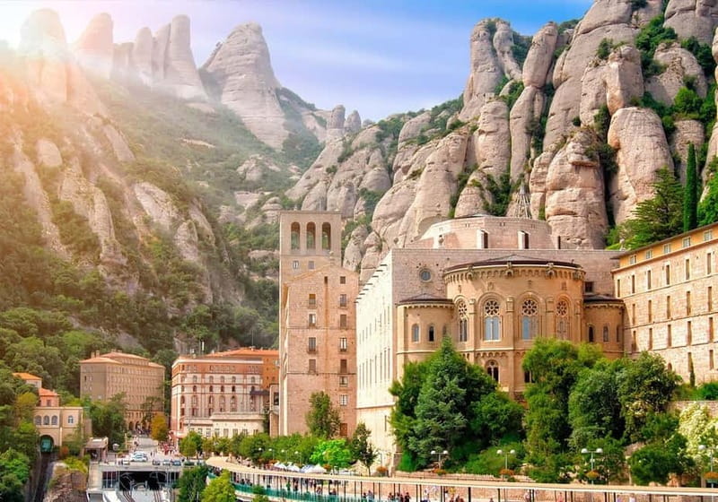 Barcelona: Montserrat Monastery and Black Madonna Day Trip - La Moreneta and the meaning of the visit
