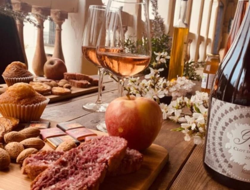 Barcelona: Montserrat Tour with Lunch & Wine Tasting Option - Entering the monastery and basilica