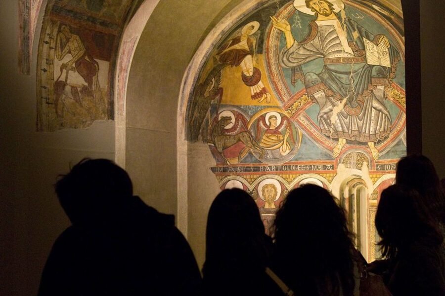 Barcelona: Museu Nacional d'Art de Catalunya Entrance Ticket - Two hours is the minimum, four hours is better