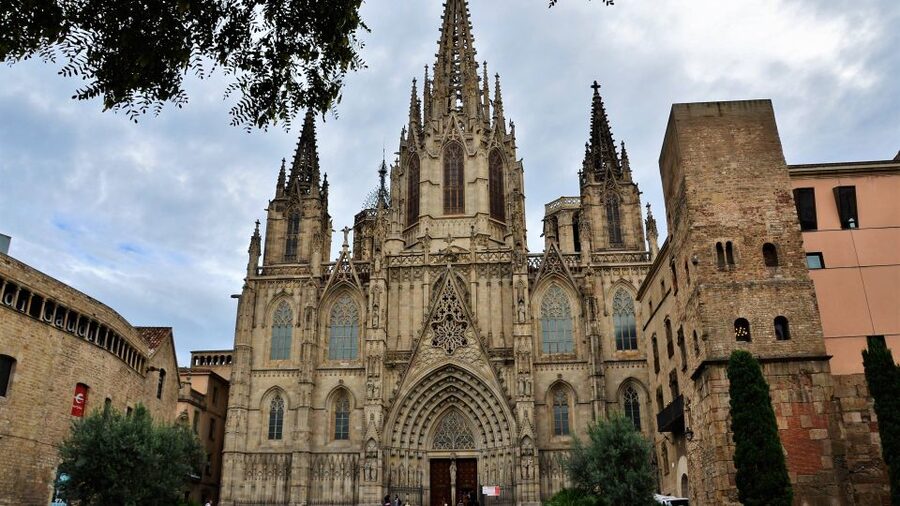 Barcelona: Old Town and Gothic Quarter Walking Tour - Why this Barcelona walking tour works so well