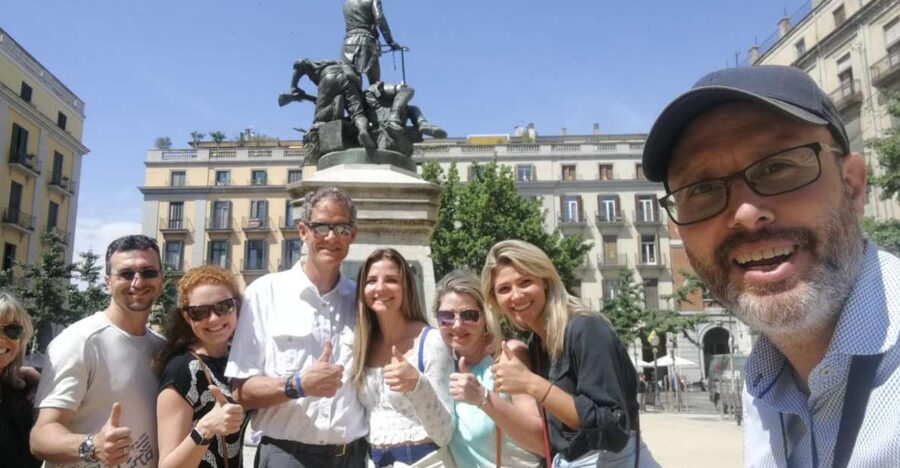 Barcelona: Old Town and Gothic Quarter Walking Tour - Roman walls and the Pati Llimona baths