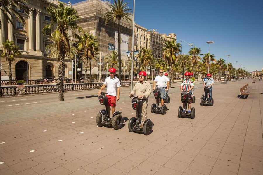 Barcelona: Old Town & Seafront Segway Tour - Riding through the Gothic Quarter