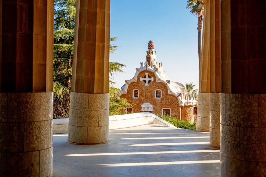Barcelona: Park Güell and Gaudí House Museum Entry Ticket - Getting to the right Park Güell entrance