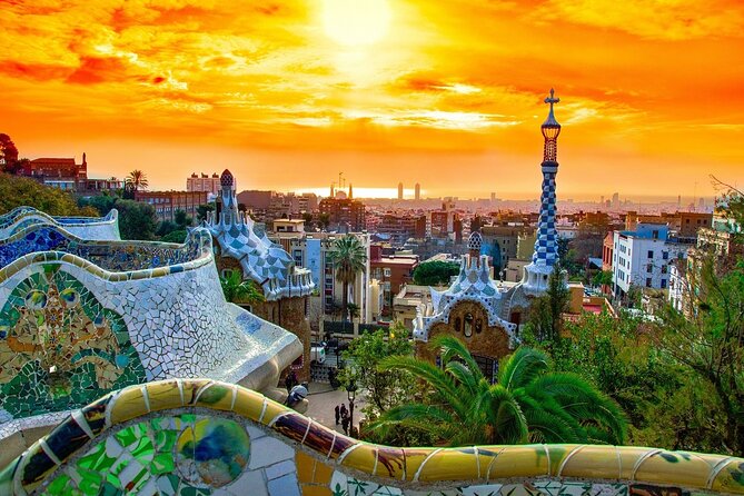 Barcelona: Park Guell Skip the Line Guided Tour - The 100 Columns Room and Gaudí’s visual language