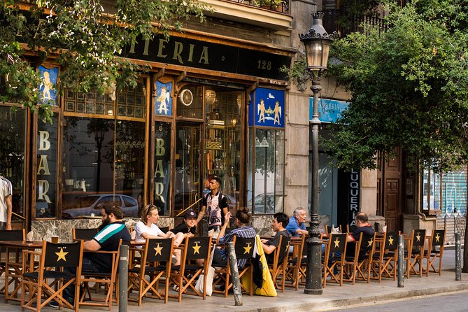 Barcelona Poble Sec Tapas & Wine Tour - Stop three on Carrer de Viladomat: an early-2000s dessert finale