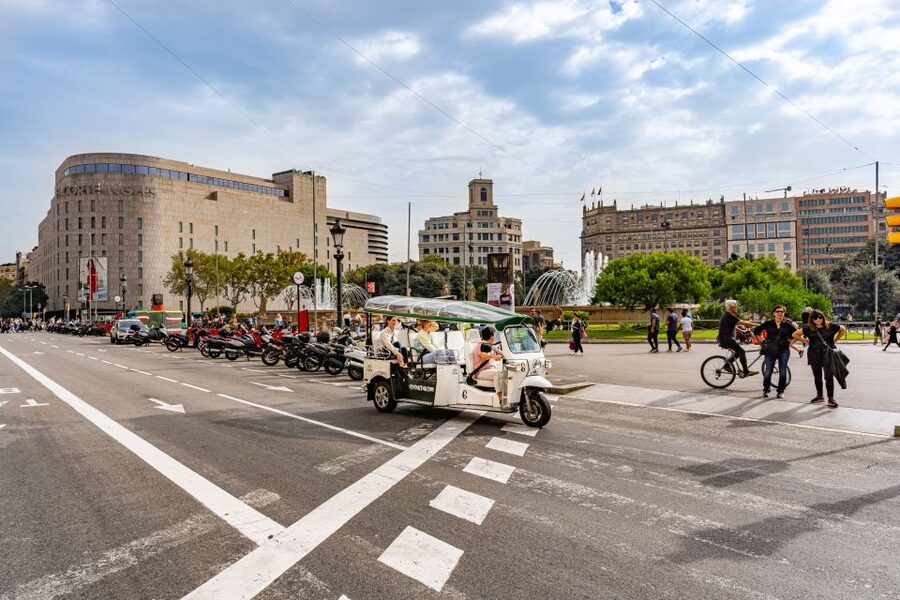 Barcelona: Private City Tour by Eco Tuk Tuk - Olympic Port and Montjuïc