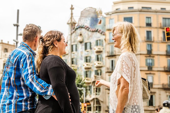 Barcelona Private Custom Tour with a Local, Icons & Hidden Gems - Key points to know before booking