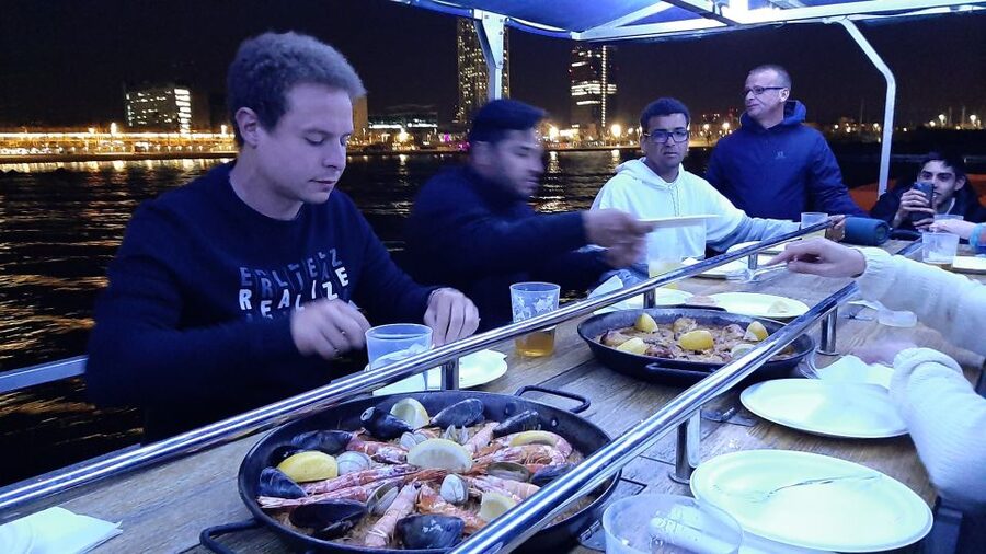 Barcelona: Private Evening Cruise with Dinner and Drinks - Music, mood, and the skipper’s role