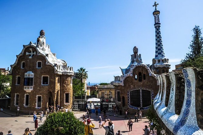 Barcelona Private Tour with Sagrada Familia Skip-the-Line - What the full-day upgrade adds