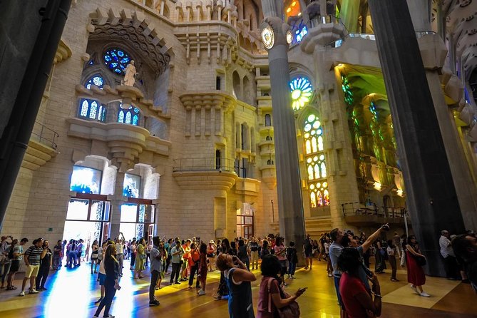 Barcelona Private Tour with Sagrada Familia Skip-the-Line - Guides make or break the experience