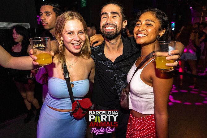 Barcelona project X: Karaoke, Beach stops+ VIP for afters - Meeting at Pg. de Colom at 10:20 pm