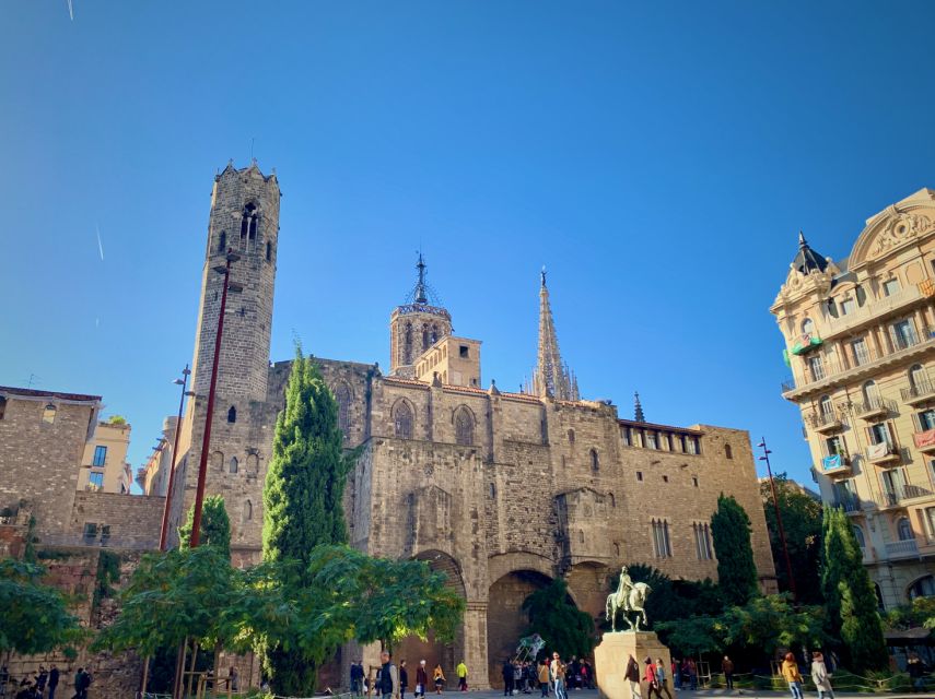 Barcelona: Ramblas, Gothic & Gaudí Architecture Walking Tour - What the €34 price gets you