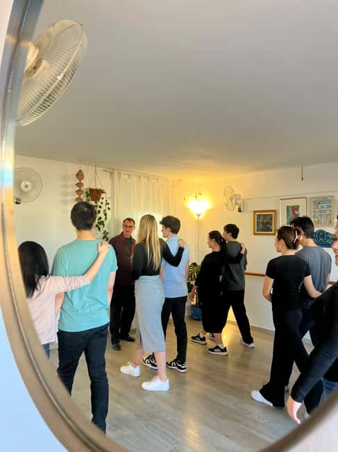 Barcelona: Rooftop Tango Lesson with Drinks and Videos - Is $30 a Fair Price?