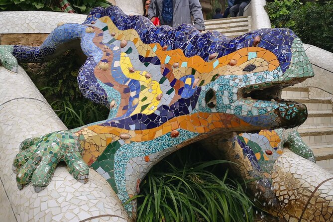 Barcelona Sagrada Familia and Guell Park drink and tapa - Who will enjoy this tour most?