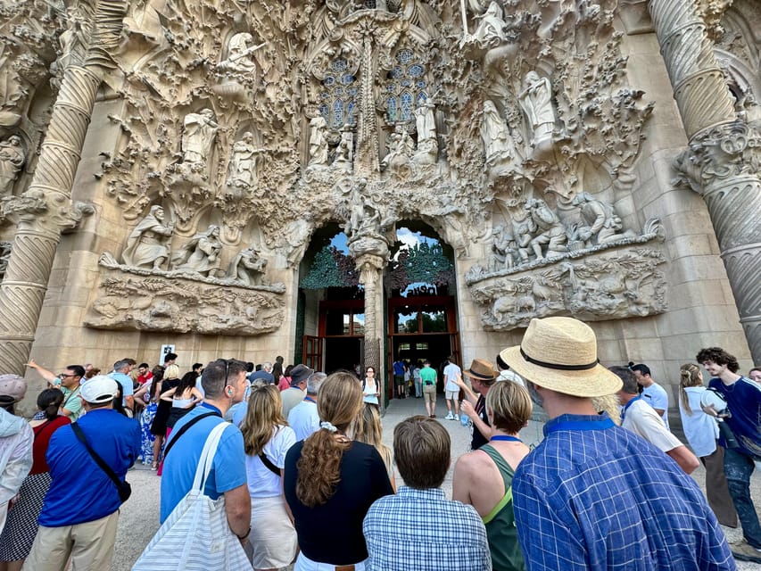 Barcelona: Sagrada Familia Entry Ticket and Guided Tour - The museum explains how the basilica was made