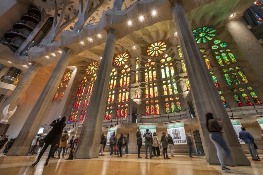 Barcelona: Sagrada Familia Entry Ticket with Audio Guide - Why Sagrada Familia feels unlike other churches