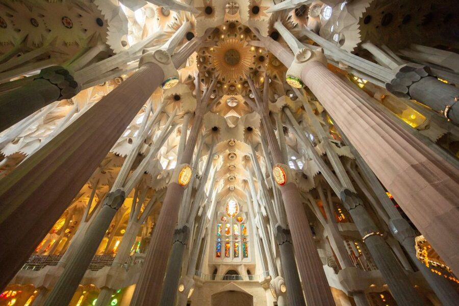 Barcelona: Sagrada Familia Fast Track Guided Tour - Meeting near the Sagrada Familia