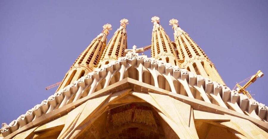 Barcelona: Sagrada Familia Skip-the-Line Guided Tour - Key points to know before booking