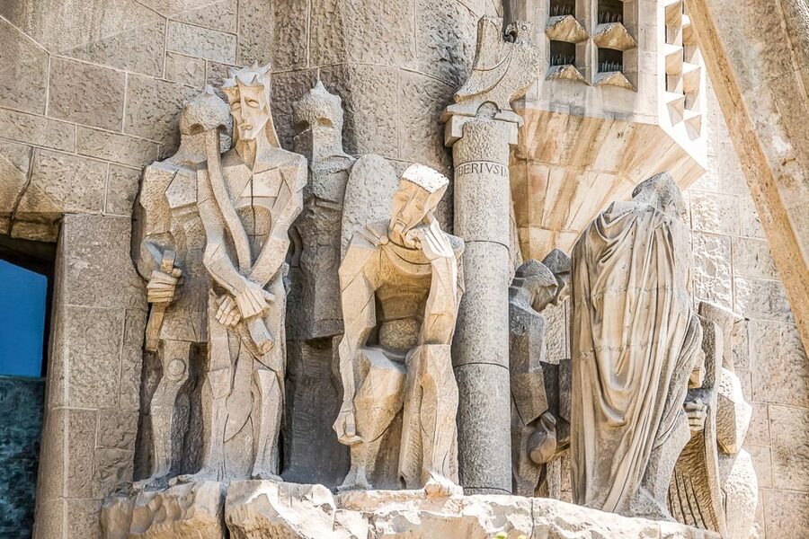 Barcelona: Sagrada Família Skip the Line Tour & Entry Ticket - The school and construction museum