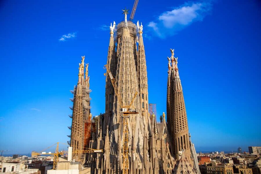 Barcelona: Sagrada Familia Tour with Optional Extras - Who should book this tour?