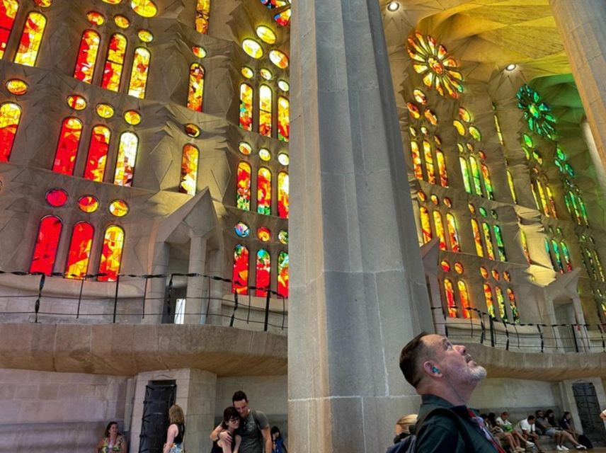 Barcelona: Sagrada Familia Tour with Skip-the-Line Access - Why skip-the-line access matters here