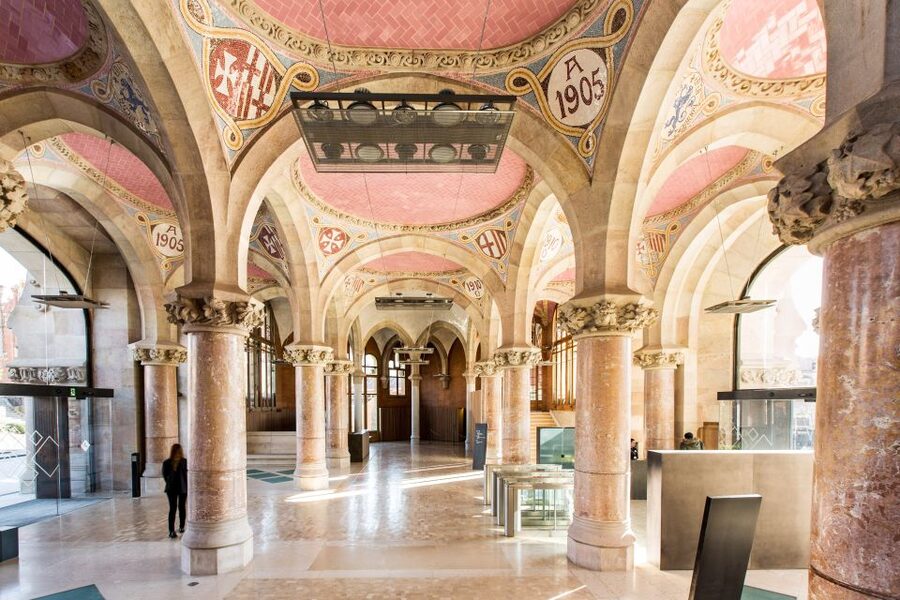 Barcelona: Sant Pau Recinte Modernista Entry Ticket - Self-guided or guided visit?