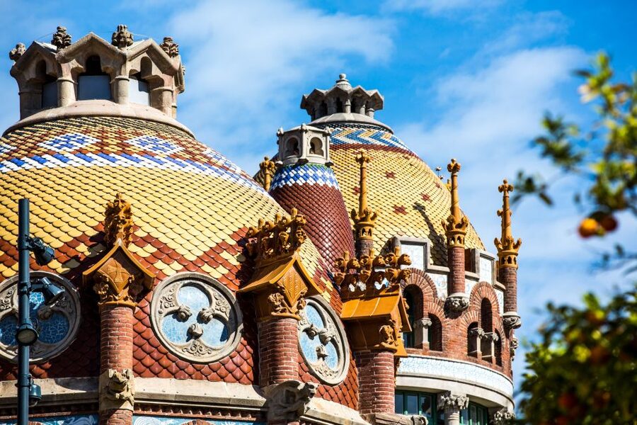 Barcelona: Sant Pau Recinte Modernista Entry Ticket - Arriving at Calle Sant Antoni Maria Claret 167