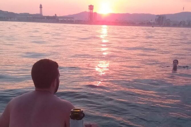 Barcelona Sensational Sunset Tour with Open Bar and Snacks - Sailing toward Port Vell