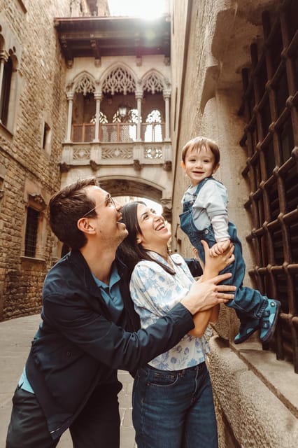 ✅ Barcelona: Sightseeing Professional Photoshoot Session - Timing, comfort, and practical preparation