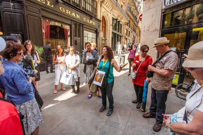 Barcelona: Small Group Picasso Tour with Picasso Museum - Timing, meeting details, and practical advice