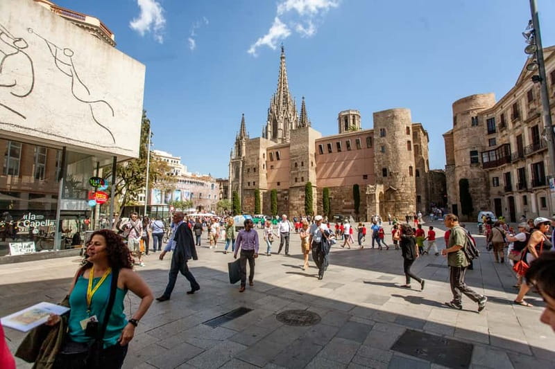 Barcelona: Small Group Picasso Tour with Picasso Museum - Els Quatre Gats and Barcelona’s artistic rebels