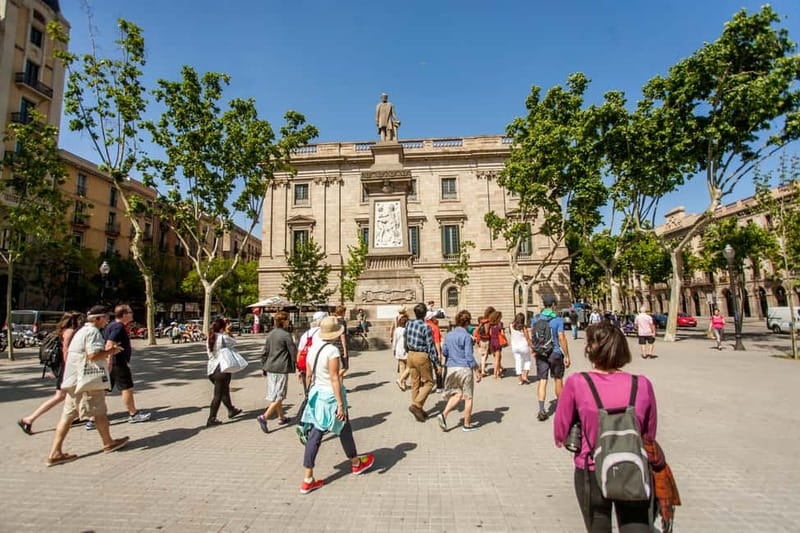 Barcelona: Small Group Picasso Tour with Picasso Museum - What the small group changes
