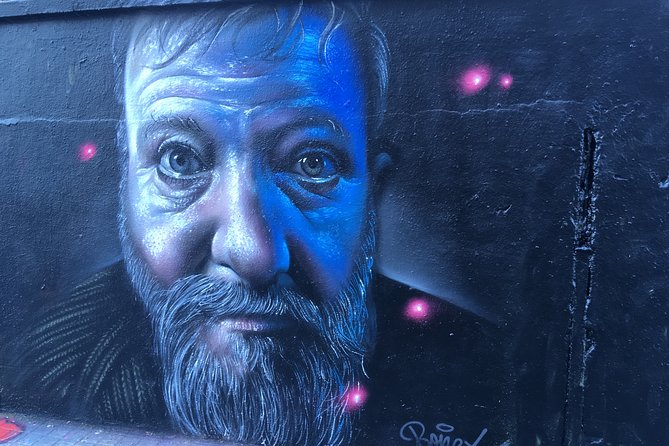 Barcelona Street Art and Graffitti Bicycle Tour - What the guide adds to the painted walls