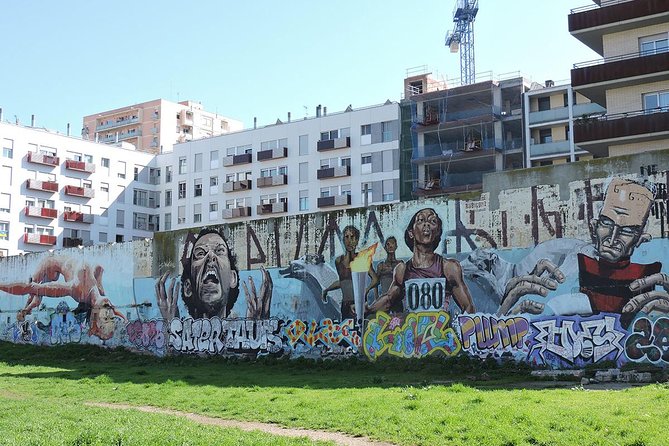 Barcelona Street Art and Graffitti Bicycle Tour - The beach route gives the tour its breathing room