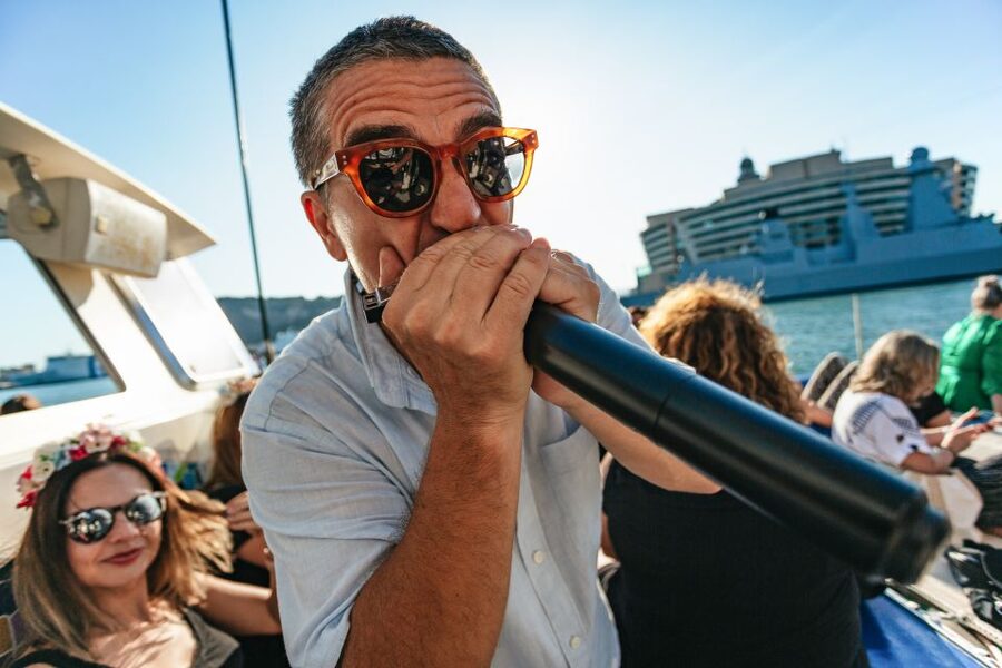 Barcelona: Sunset Catamaran Cruise with Live Music - Live Jazz, Saxophone, Guitar, and a Relaxed Mood