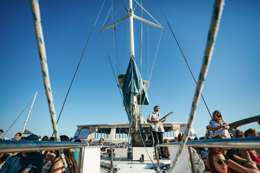 Barcelona: Sunset Catamaran Cruise with Live Music - Buying Drinks at the Onboard Bar