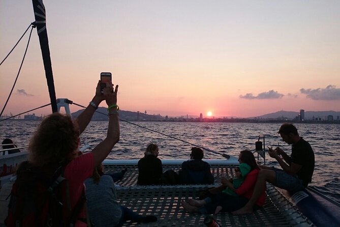 Barcelona Sunset Live Jazz Music Cruise - Drinks, snacks, and the onboard mood